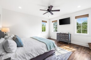 5 chambres, fer et planche à repasser, Wi-Fi gratuit, draps fournis