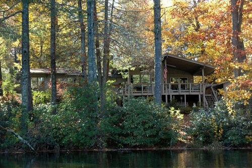 Lakefront,perfect for nature lovers and gardeners ,outdoor enthusiast & downtime