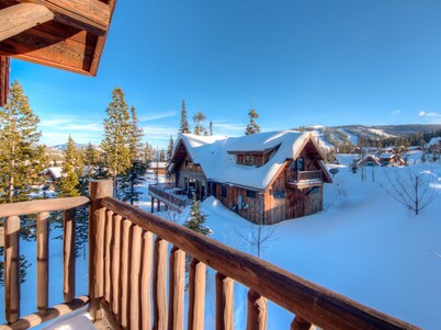 Big Sky Vacation Rentals: PR Manitou 1