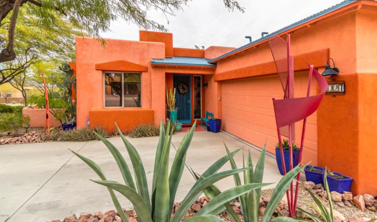BEAUTIFUL AND COMFY! Mountain View/Pool Near Saguaro National Park