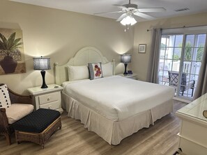 Een strijkplank/strijkijzer, gratis wifi, beddengoed