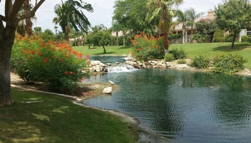Walking distance to Coachella! Next door to Indian Palms Country Club