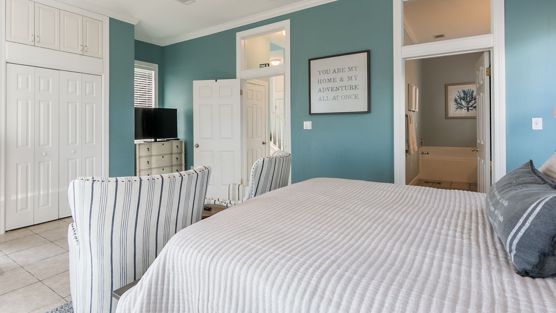 5 BR/4 BA, 3 King +2 Queen + Bunks – Solar Therapy 30A