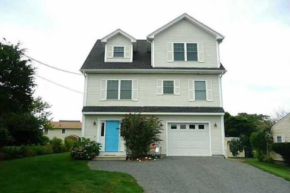 Spacious MODERN Narragansett Beach House with Water Views & Great Guest Reviews!