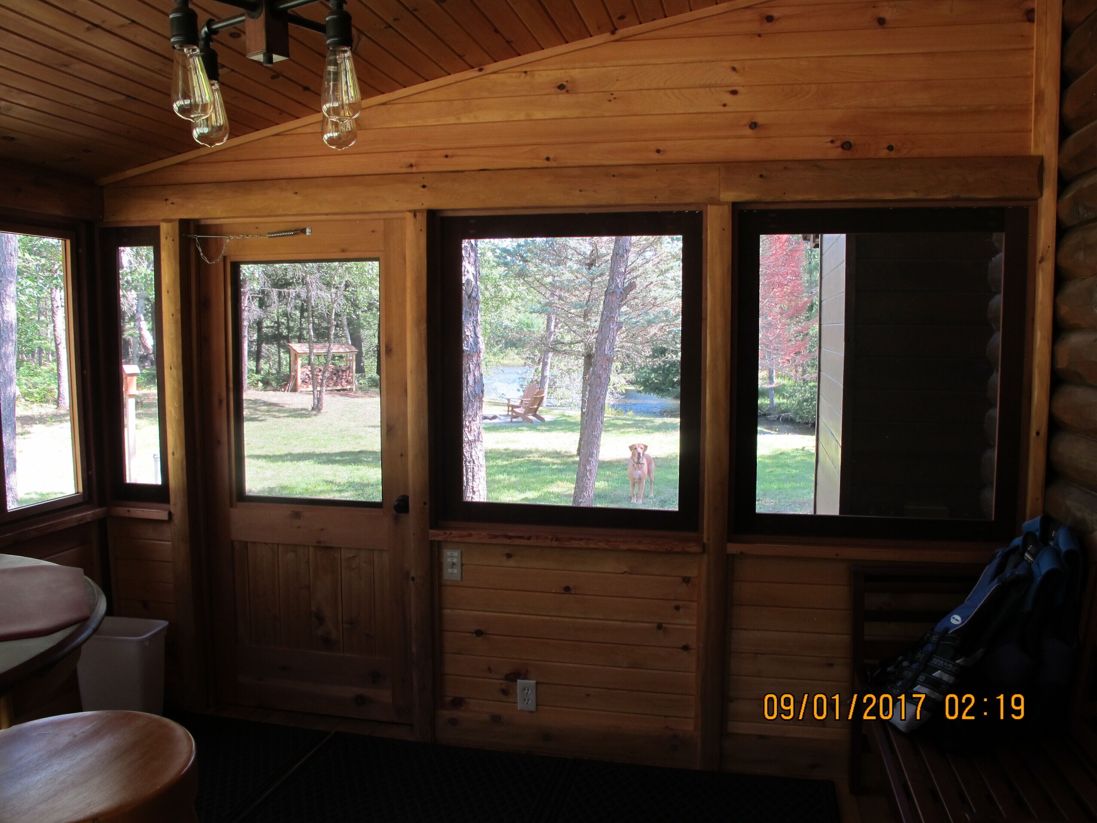 Boardman River (Traverse City) Log Cabin - YOUR OUTDOOR OASIS ALL YEAR LONG!