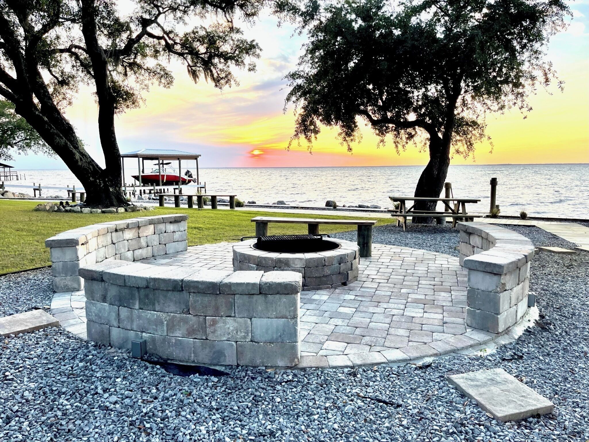 屋外ダイニングエリア