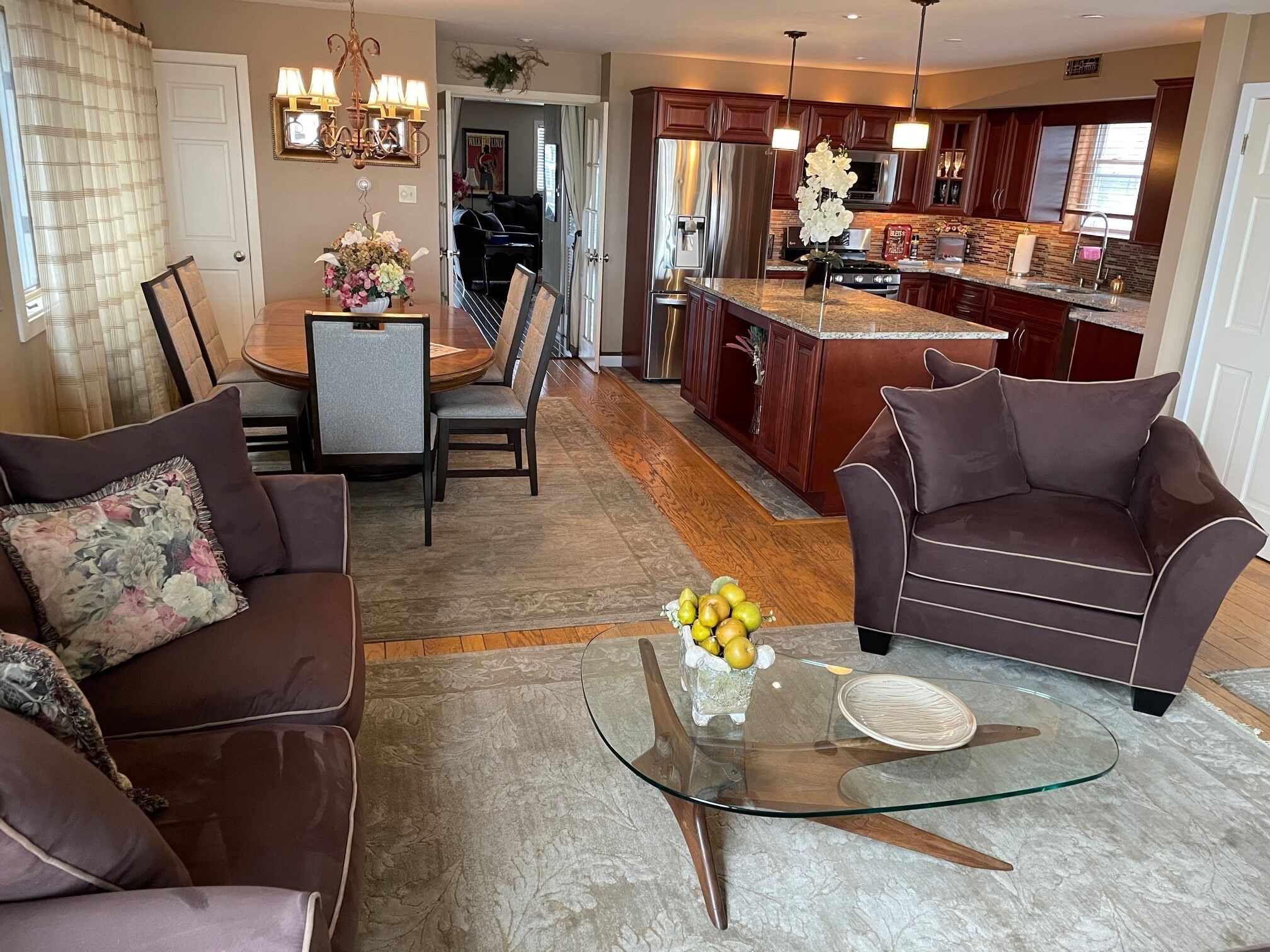 Prime Fall & Holidays Dates STILL AVAILABLE - Pets OK - NO Student Groups!