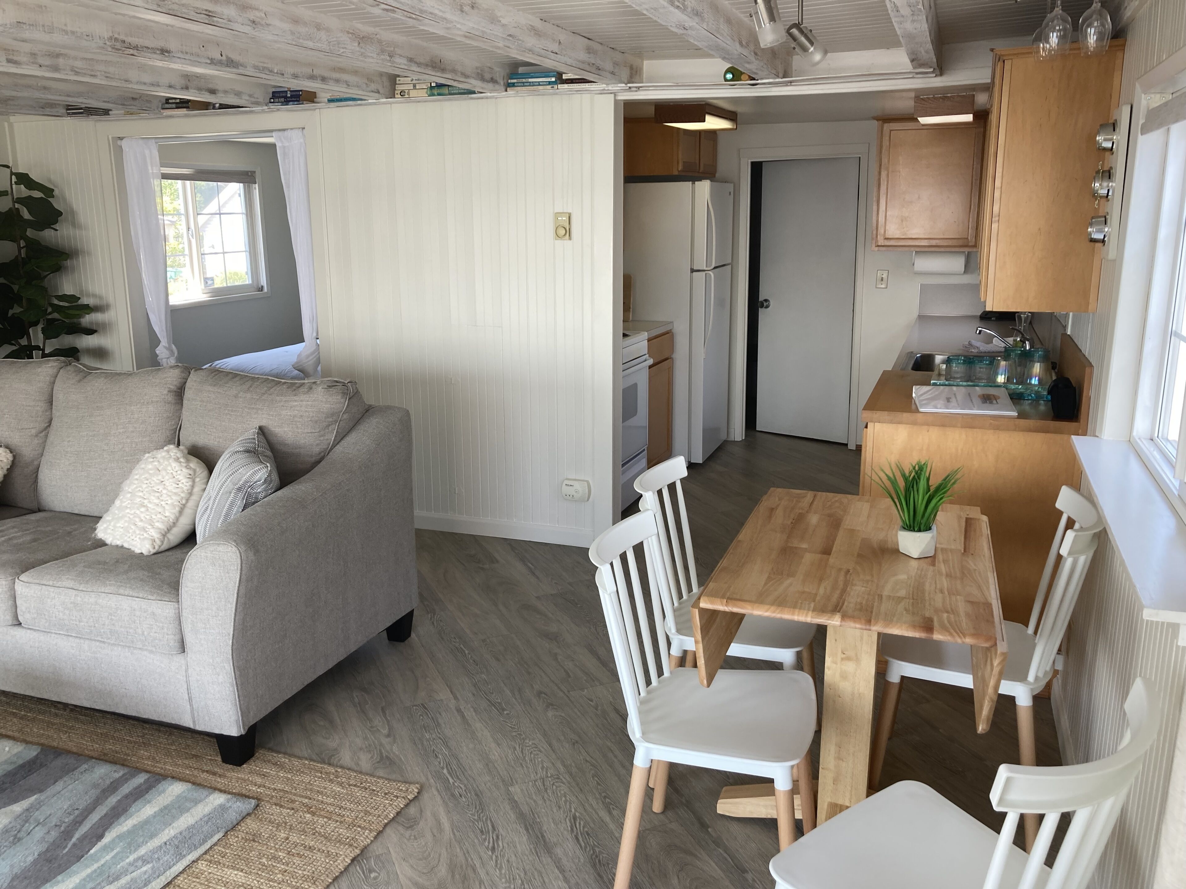 Beachfront Cabin on Priest Point