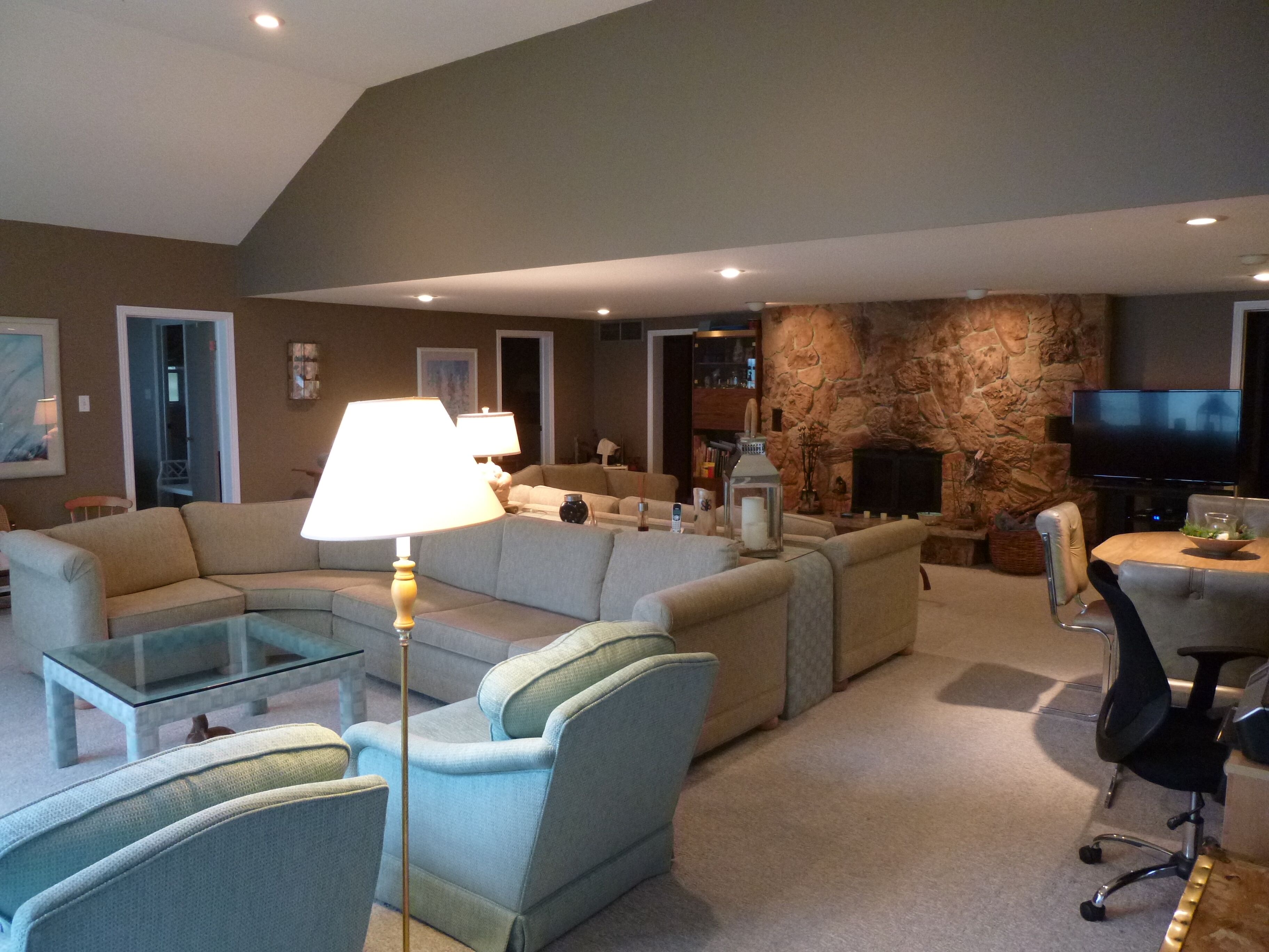 Duclos Point Lakefront Private Property w Breathtaking Sunsets