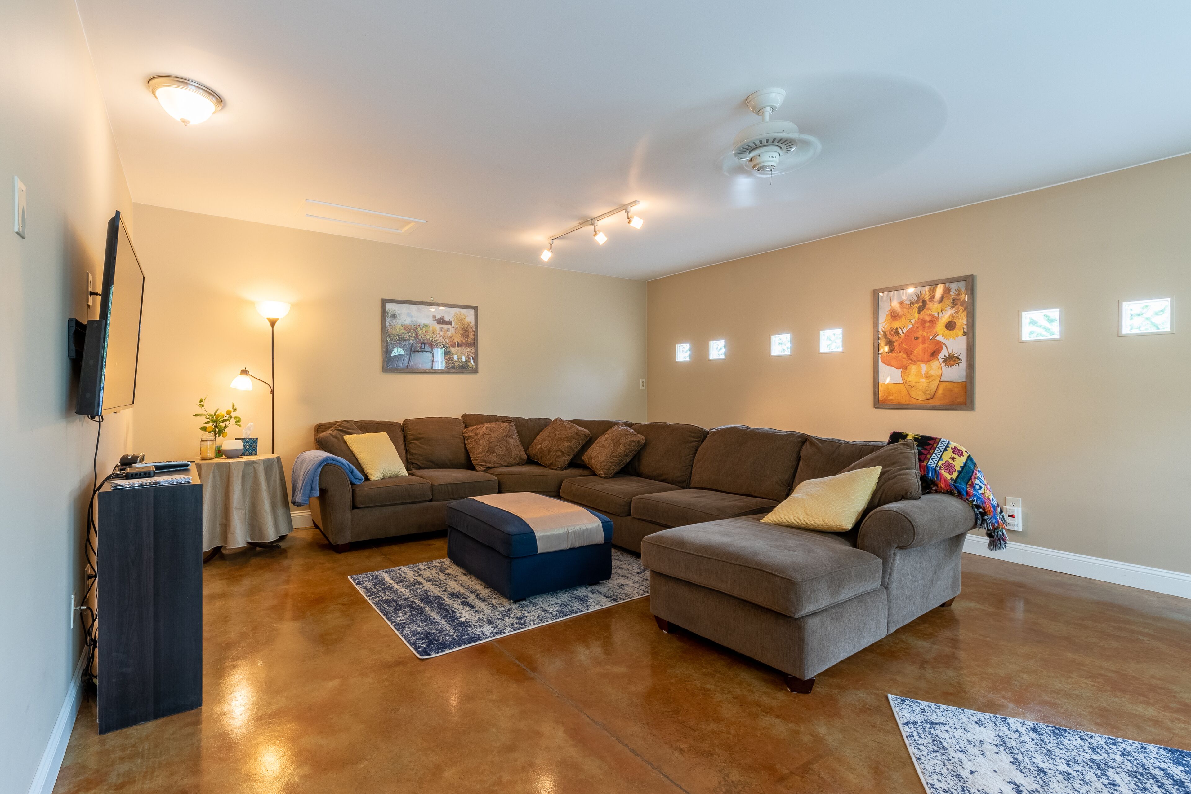 Great place to getaway and still close enough for city activities