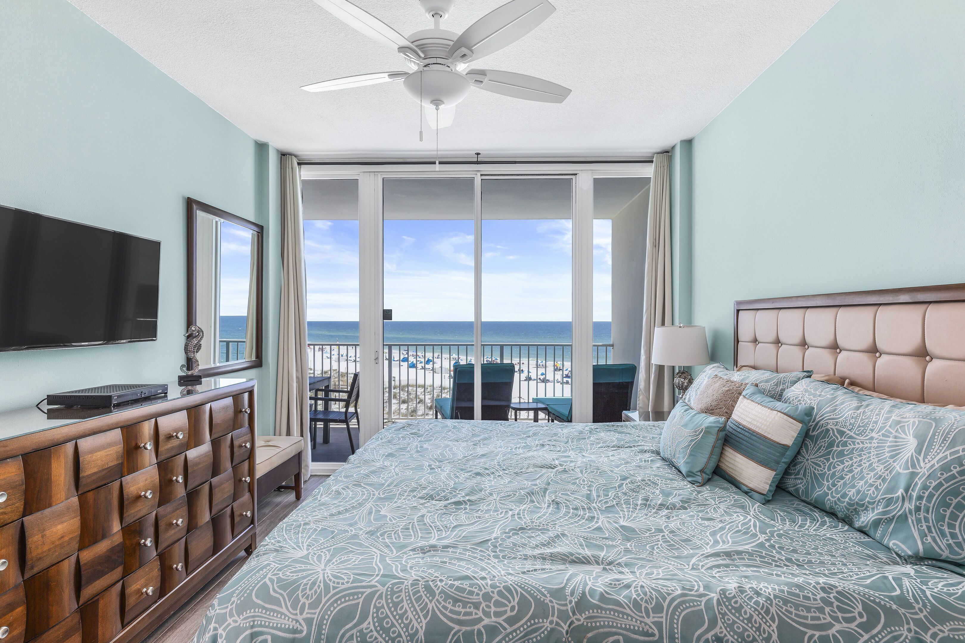 2 chambres, fer et planche à repasser, lit parapluie, Wi-Fi gratuit