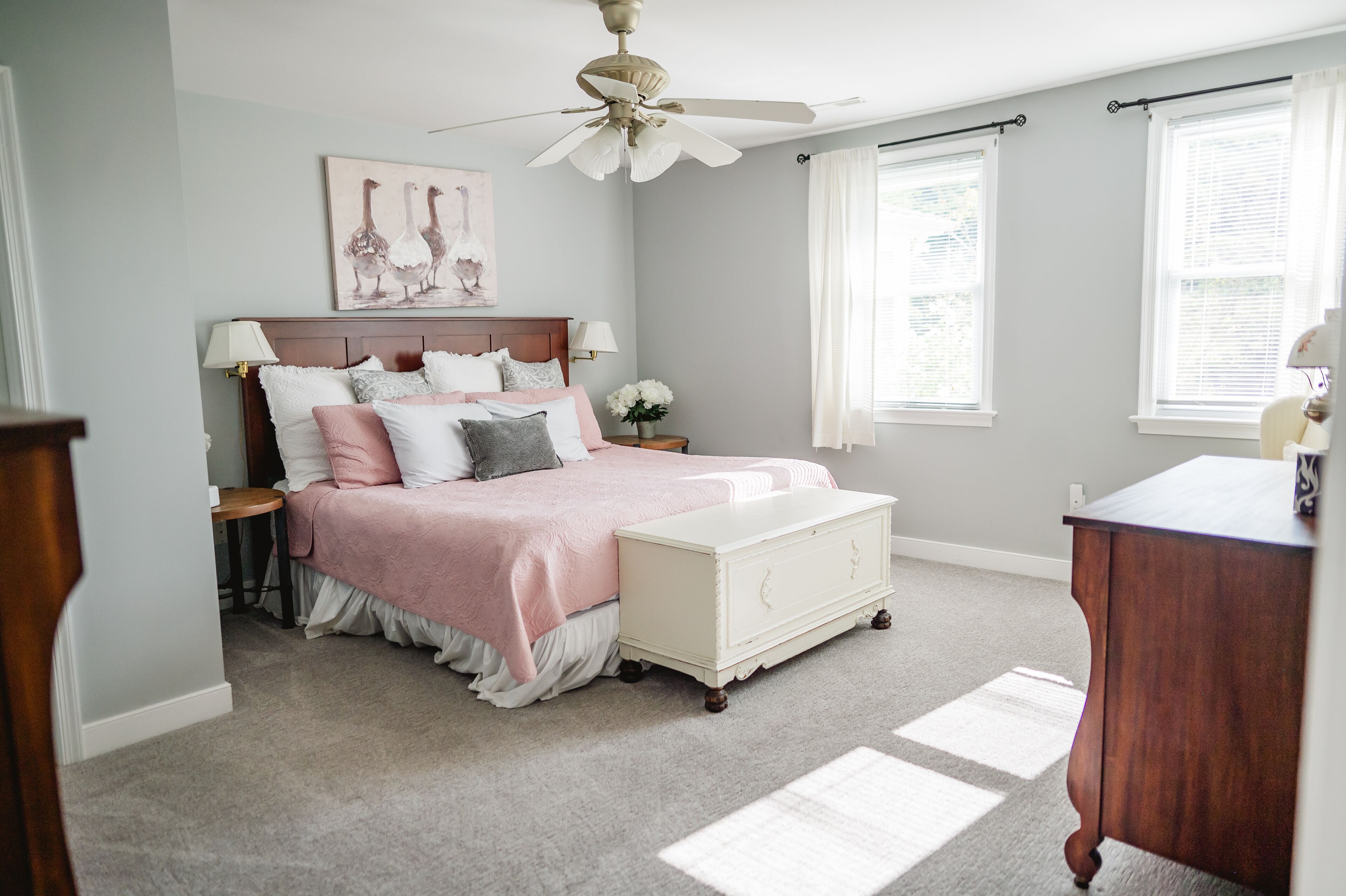 Relax in the beautiful South River Valley just minutes from wineries, 