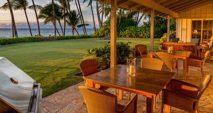 Ocean Front Estate, *Private Pool*, Exclusive Beach Frontage