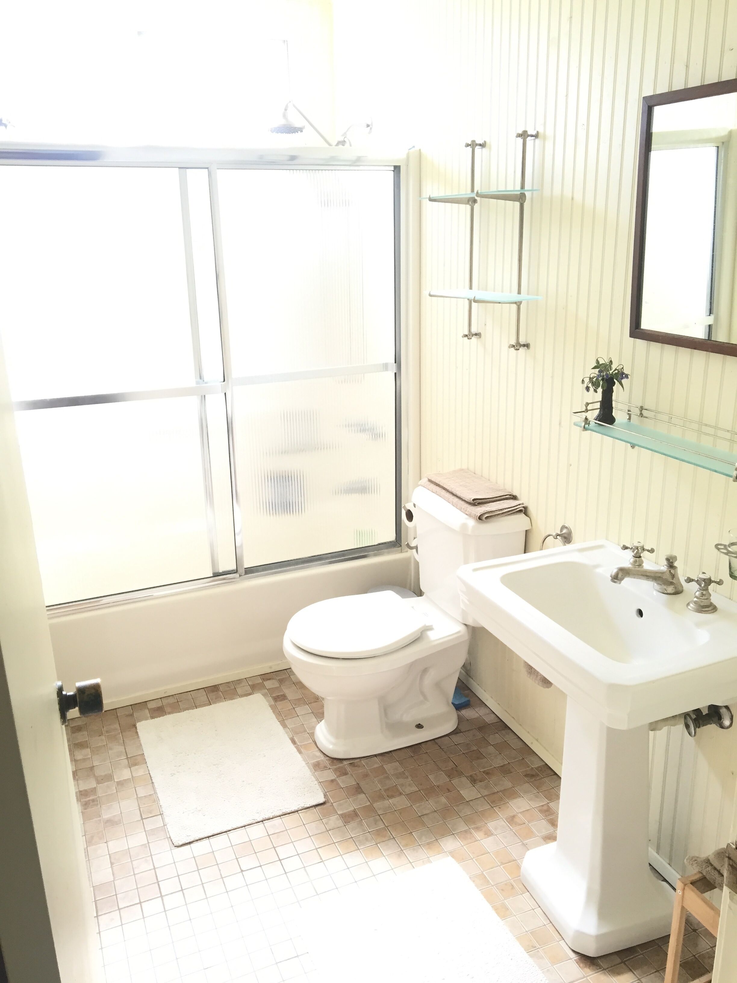 Bathroom with floor heating.