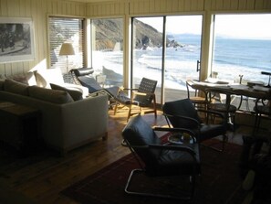 Fireplace, books, stereo