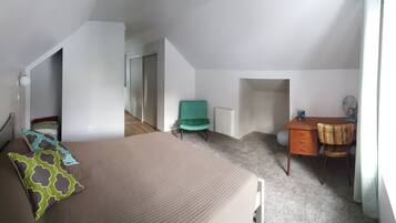 1 quarto, escrivaninha, ferros/tábuas de passar roupa, Wi-Fi de cortesia