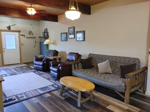 Smart TV, fireplace, foosball - Welcome to Lenore Lodge, located along the wild & scenic Clearwater River. (Lenore)