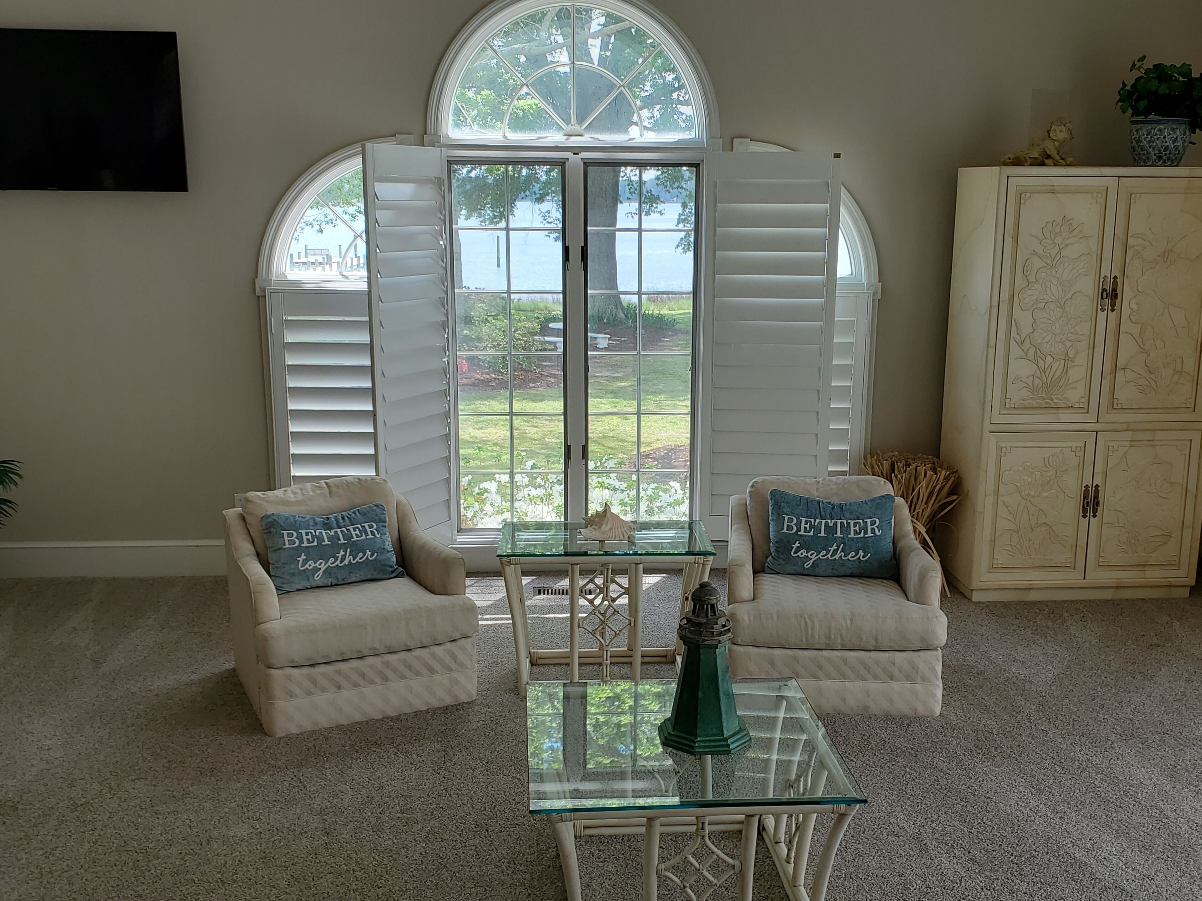 Gorgeous Waterfront Estate--Private Pool, Pier, Tennis Court, Firepit