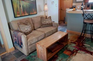 Smart TV, console de videogame, DVD player, livros