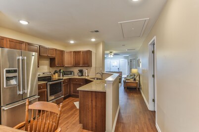 Charming 2BR/2BA Townhome - SLEEPS 6 - Pet-Friendly Retreat