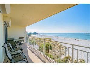 Property grounds - **BEACH FRONT CONDO**  OUTSTANDING LOCATION!! AND A BREATH-TAKING VIEW** (Madeira Beach)