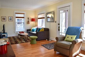 Télévision, cheminée