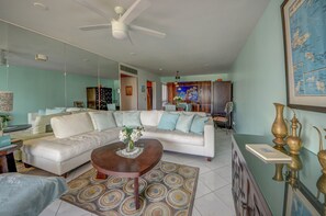 Smart TV, ping pong, video library, stereo
