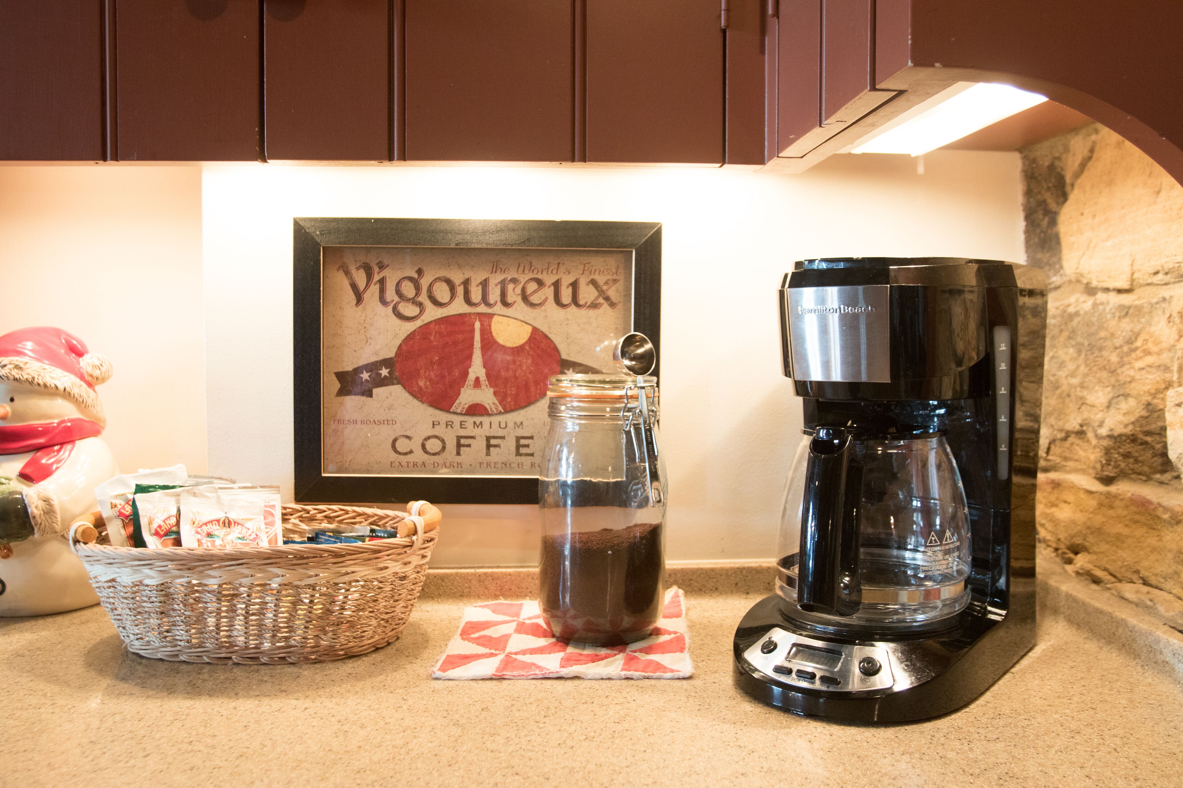 Peaceful, Spacious, Historic Stone Cottage Getaway