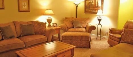 Smart TV, reproductor de DVD, tenis de mesa y libros