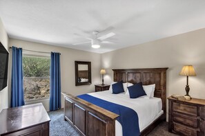 4 bedrooms, iron/ironing board, travel cot, free WiFi - Saguaro Canyon - A Luxury Desert Escape with Heated Pool- Spa & Stunning Views (Tucson)
