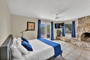 4 bedrooms, iron/ironing board, travel cot, free WiFi