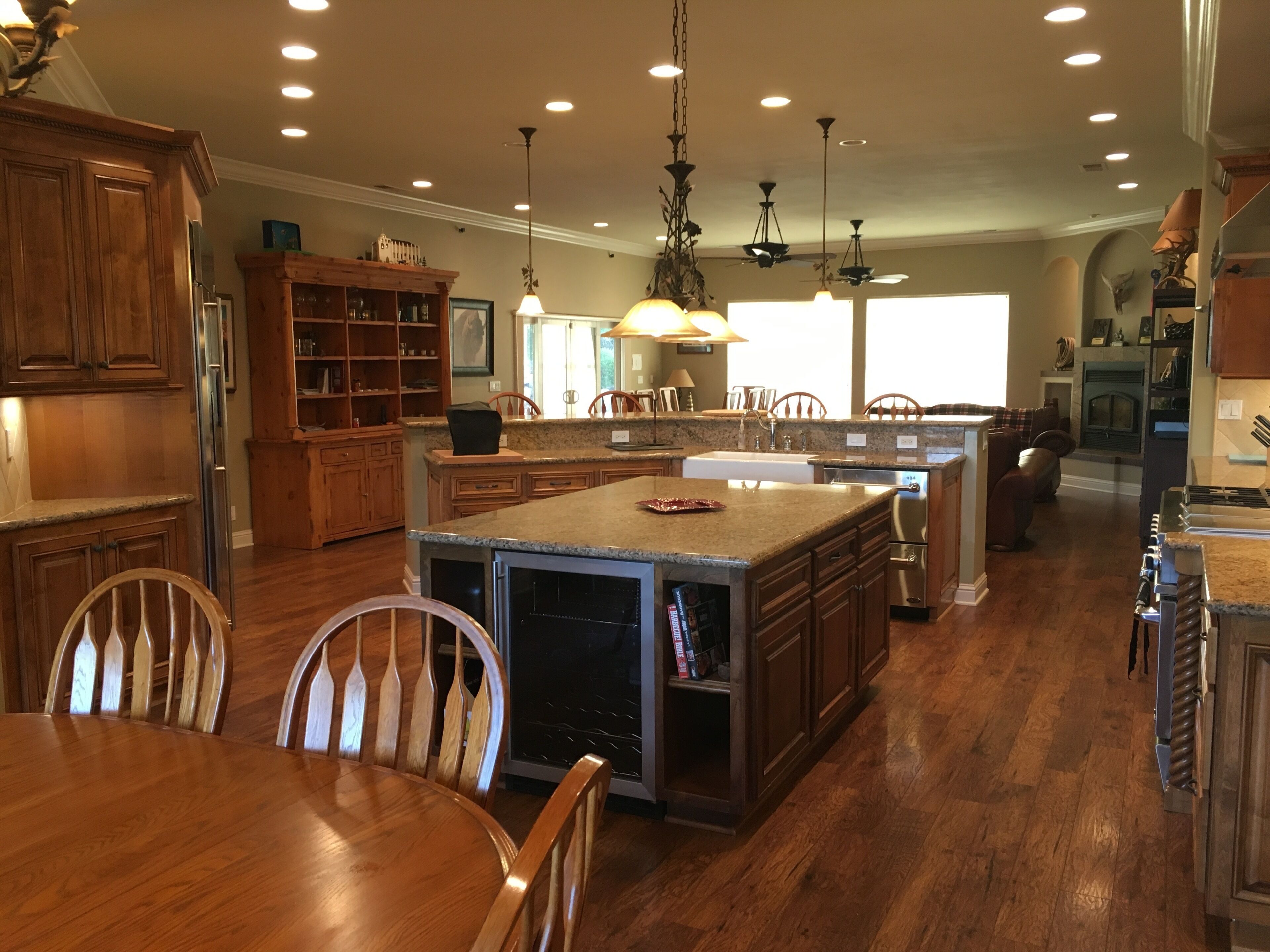 Bear Hollow Private Luxury Retreat On A Horse Ranch ~ Pet-Friendly ~ Pool & Pond