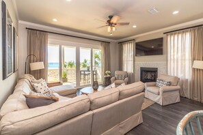 Smart TV, table tennis