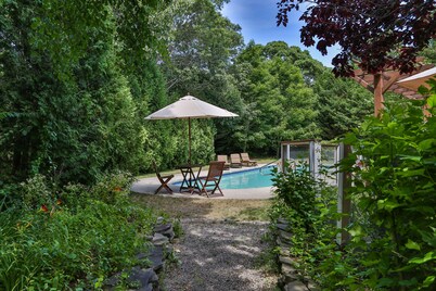 Luxury 7 BR, 4 BA w/ Unique 60 ft Pool, .4 Miles to Beach