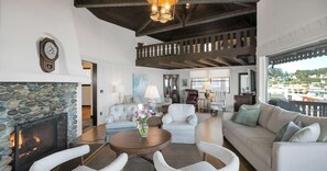 TV, fireplace, stereo, offices