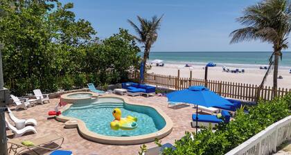 SALE! Shell Suite at Casa Gia Pool/Hot tub Open Beach Front on Indian Shores
