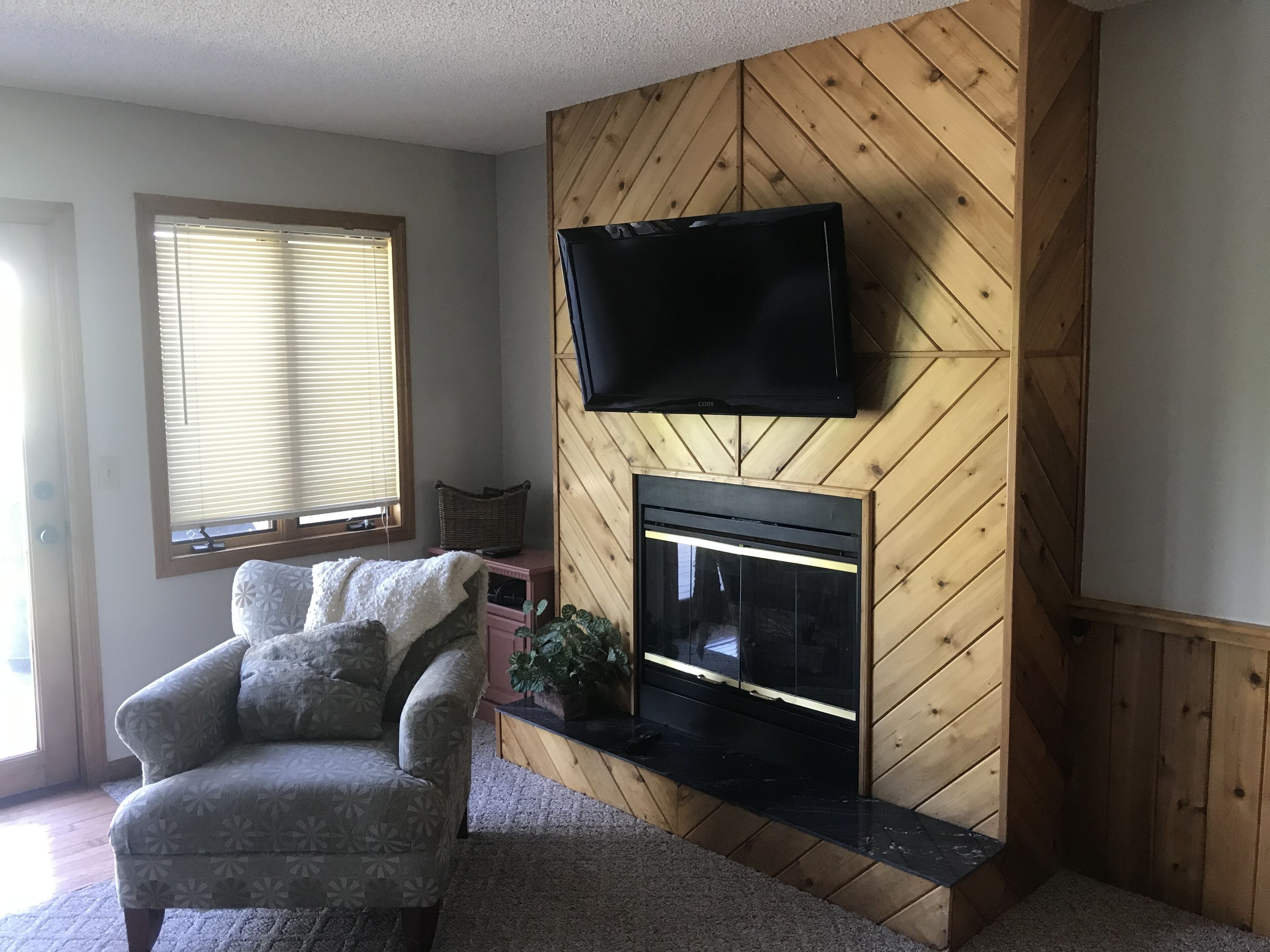 Tremendous lakefront condo with premier location . 