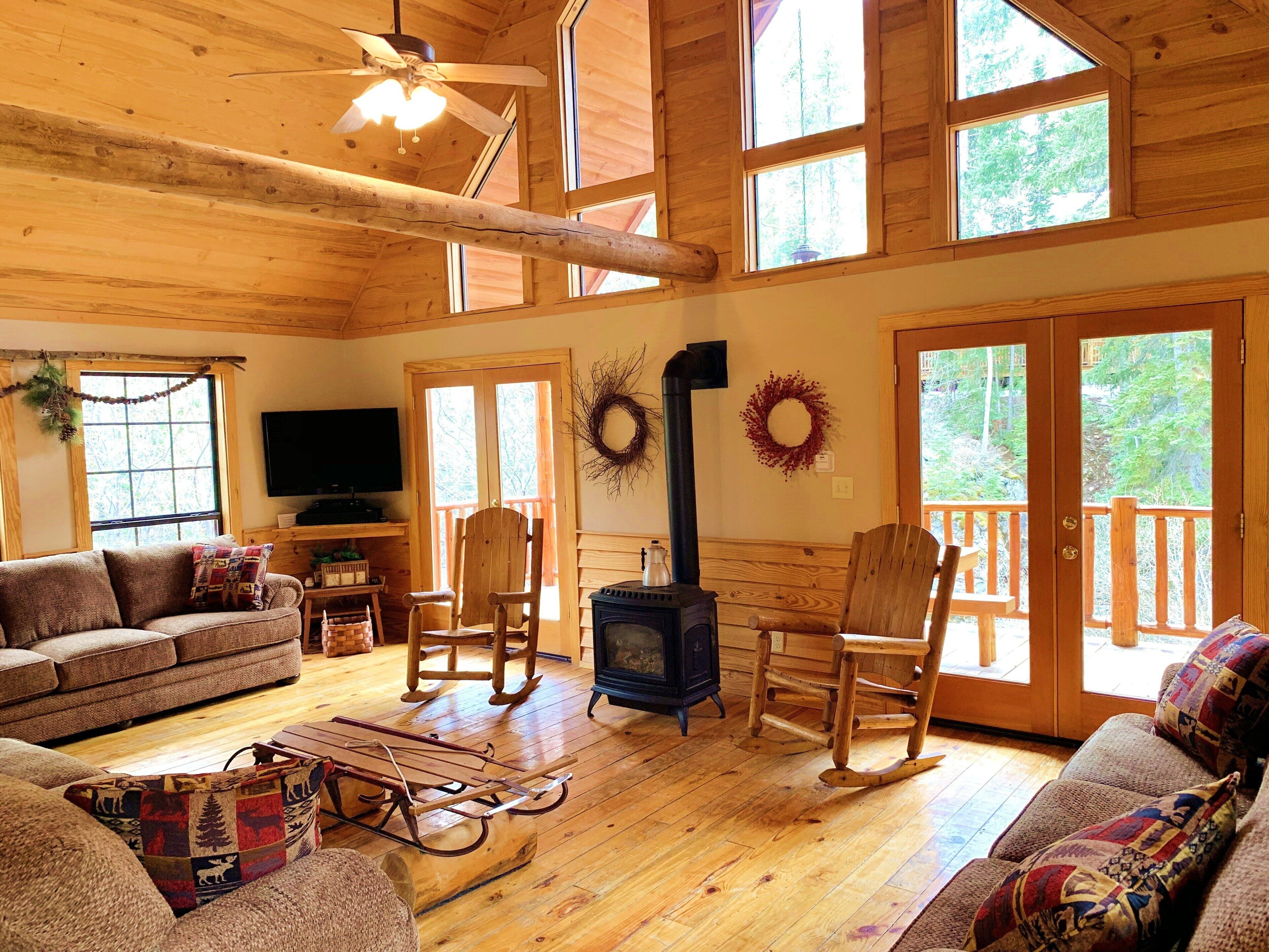 Spacious Cabin in Monarch--4 Miles to Great Skiing!