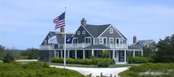 Beautiful 4 Bedroom House on Cisco Beach