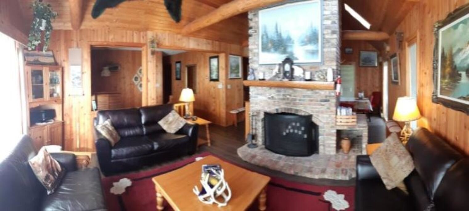 Private Hot Tub-Sauna-Games Room - Husbands Vacation Home