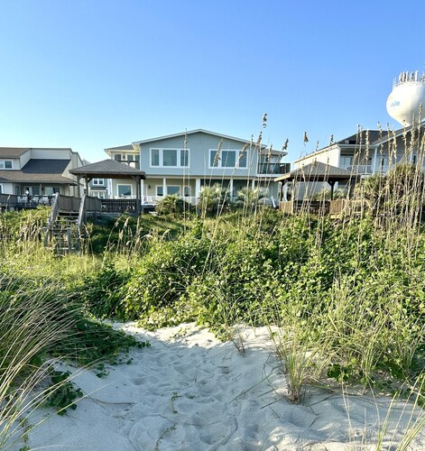 OCEAN FRONT home with POOL, Great LOCATION near pier, 5 bed & 5 bath