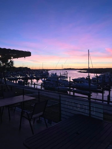 Beautiful Waterfront Villa on Deep Water At Bohicket Marina, Seabrook Island, SC