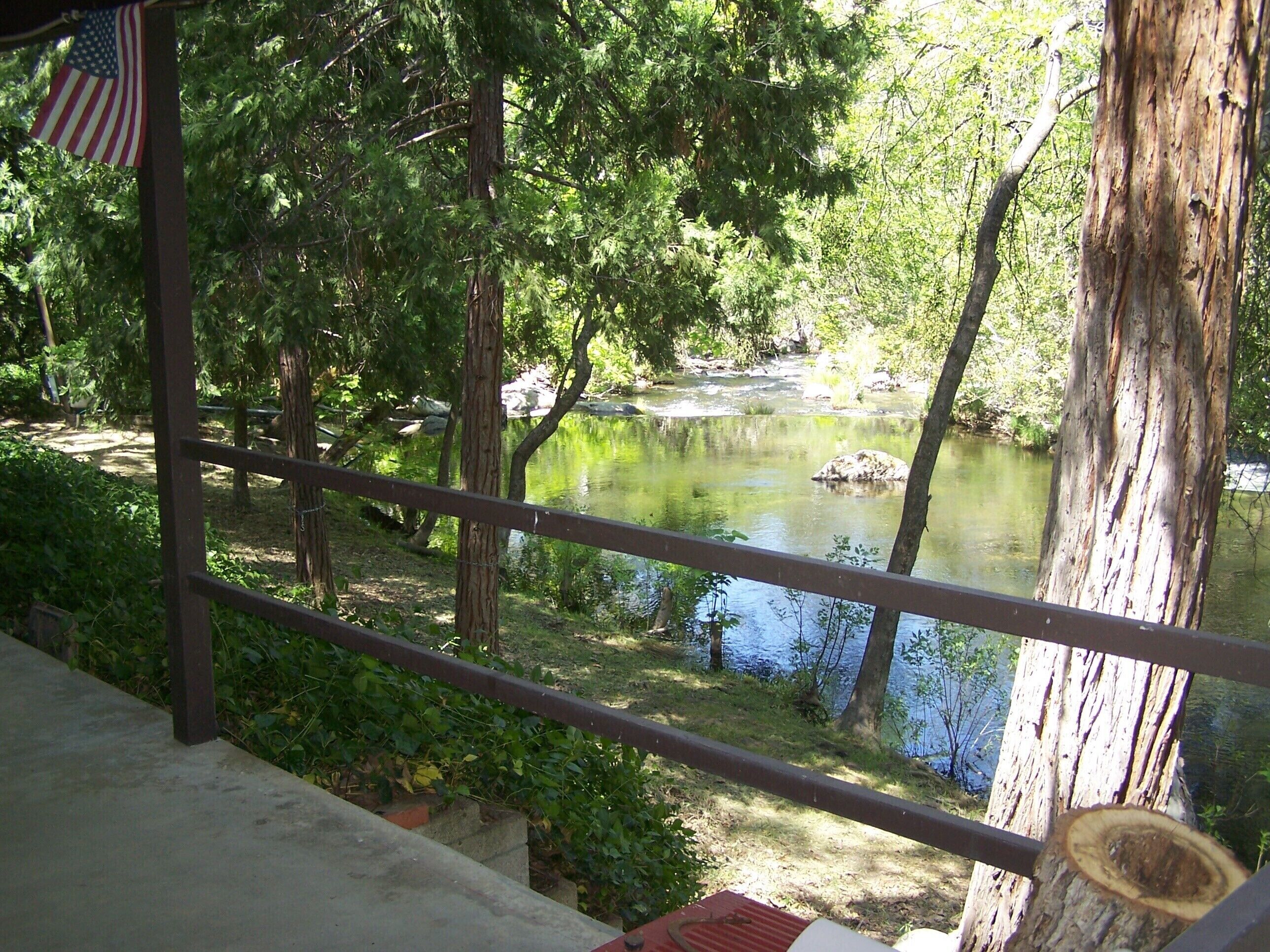 Riverfront North Fork Kaweah - 1500 Ft of your own river!
