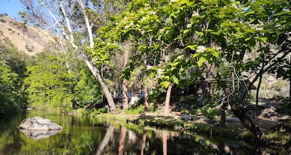 Riverfront North Fork Kaweah - 1500 Ft of your own river!