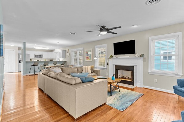 Smart TV, DVD player, books