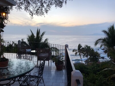 Oceanfront Conchas Chinas -Spectacular Hacienda Estate -Chef/ Staffed