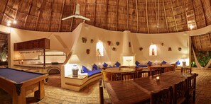 تناول الطعام