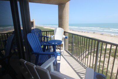 Beachfront 3BR Condo, Top Floor, Corner Unit, Awesome View