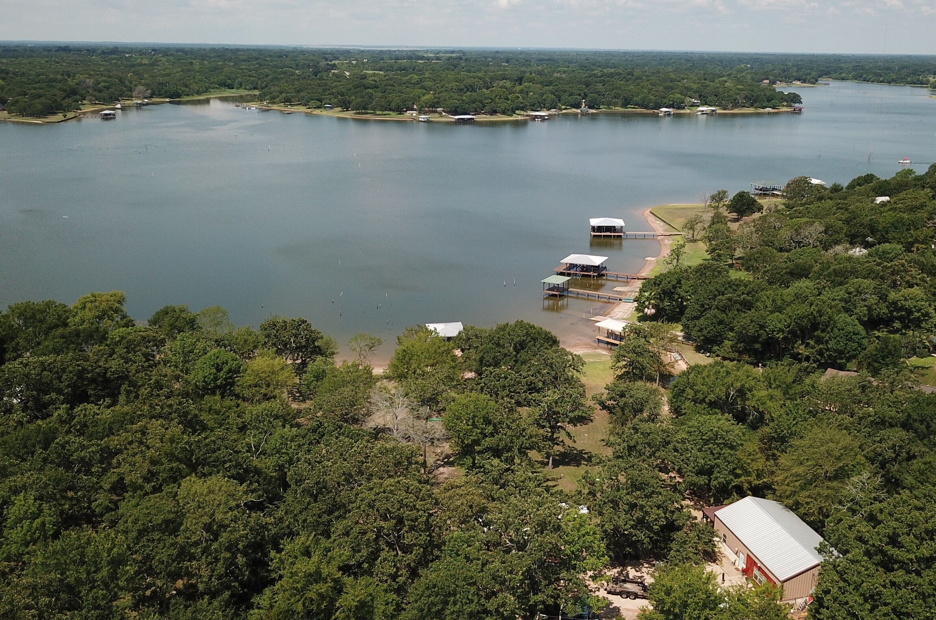 Hidden Piece of Heaven on Lake Limestone