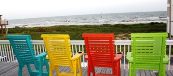 Just steps to the Sand & Surf!  Sleeps 12, with 2 Master Suites! Perfect Rental!